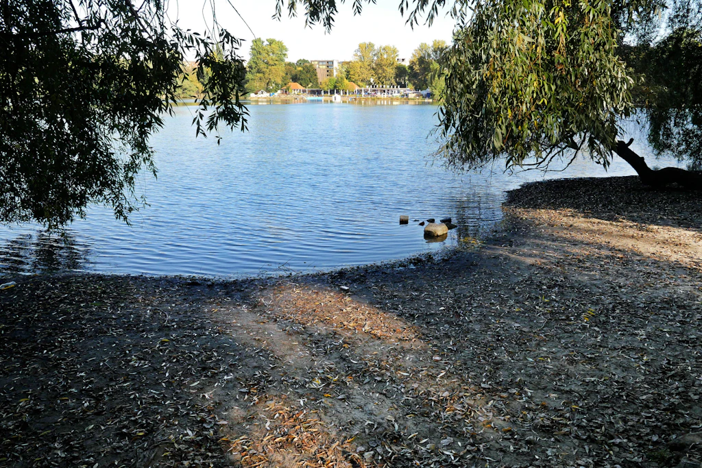 Der Blick auf den Weißensee in Berlin