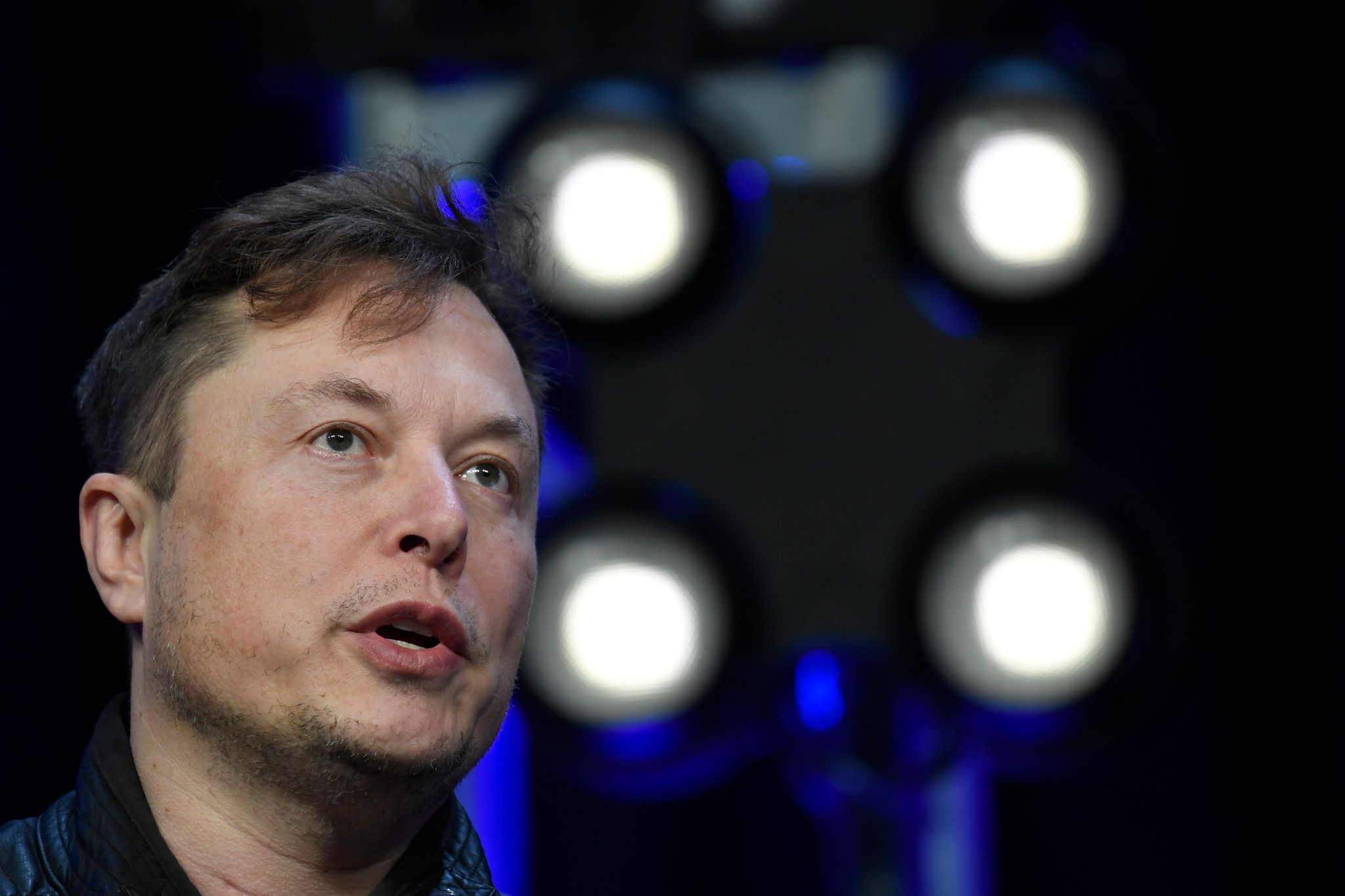 Anruf aus dem All: Telefonieren wir bald bei Elon Musk?