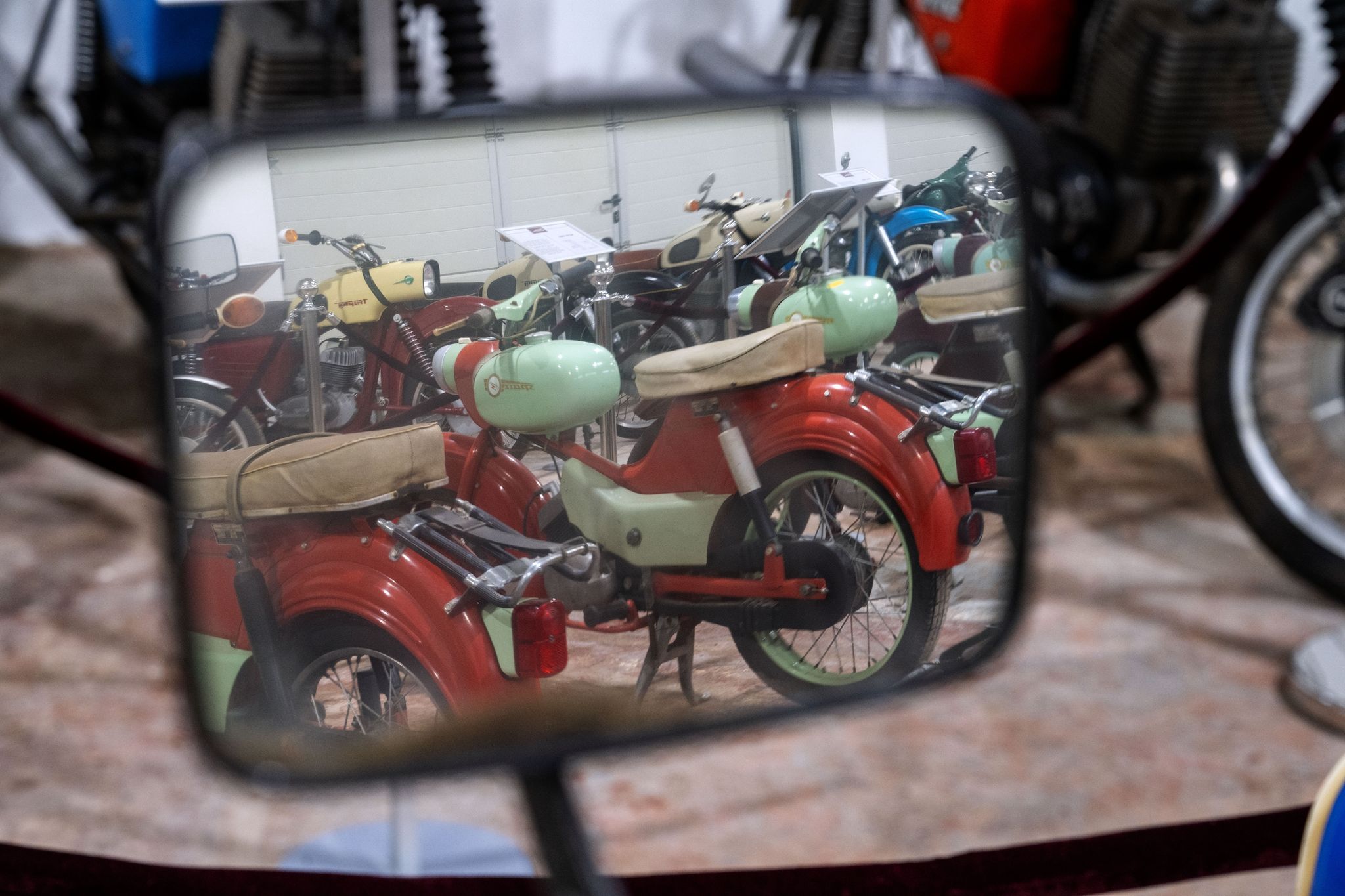 Simson, MZ und 13 DJs: So läuft das Grenzzaun Mopedz Treffen 2026 ab