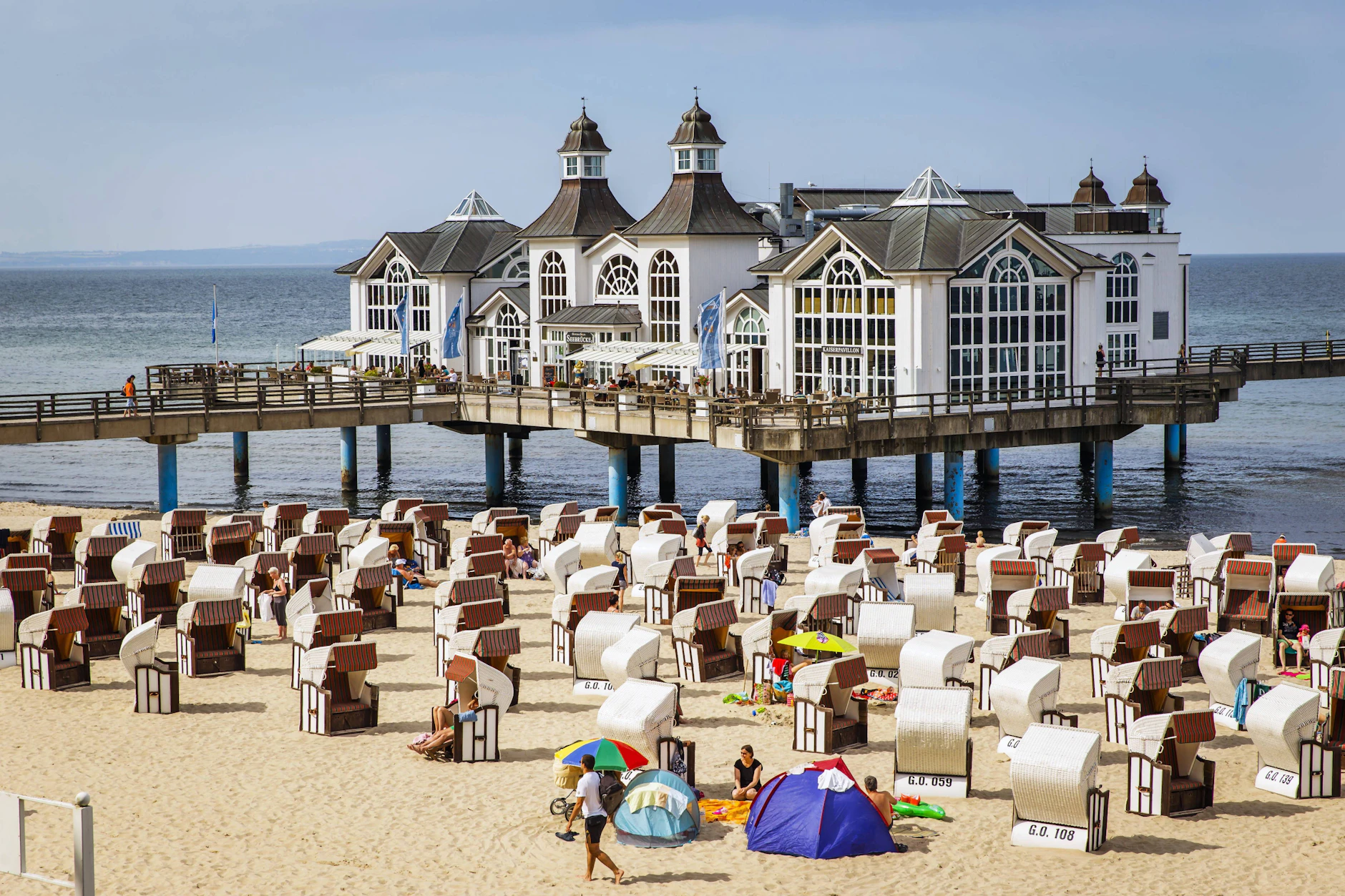 Die Seebrücke Sellin ist für Rügen-Urlauber ein Muss.