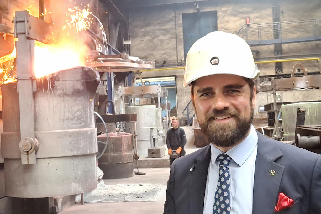 Max Jankowsky in seiner Gießerei in Lößnitz: Hier im Erzgebirge wird der Porsche gebaut. Und das soll auch so bleiben.