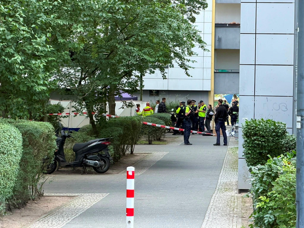 Lichterfelde: Toter Säugling in Wohnsiedlung gefunden