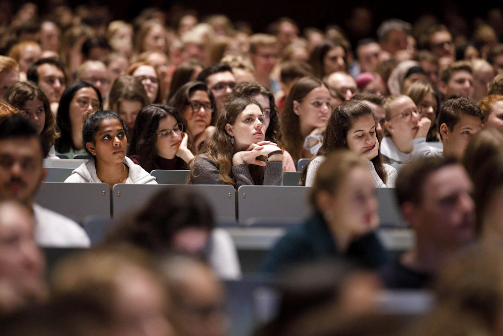 Vor der deutschen Einheit 1990 hatten 40 Prozent der Studentinnen am Ende des Studiums eigene Kinder – heute sind es ein bis zwei Prozent.