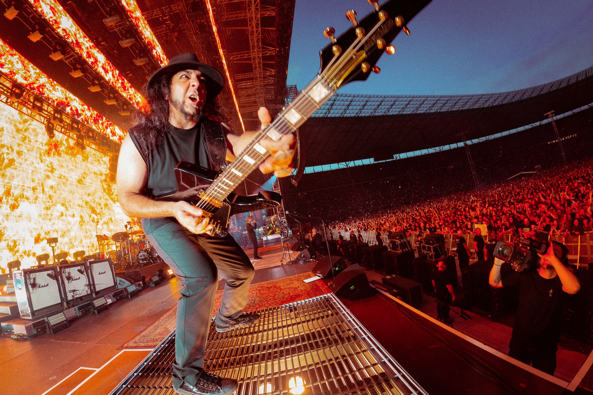 System of a Down feiern im Olympiastadion die musikalische Reizüberflutung