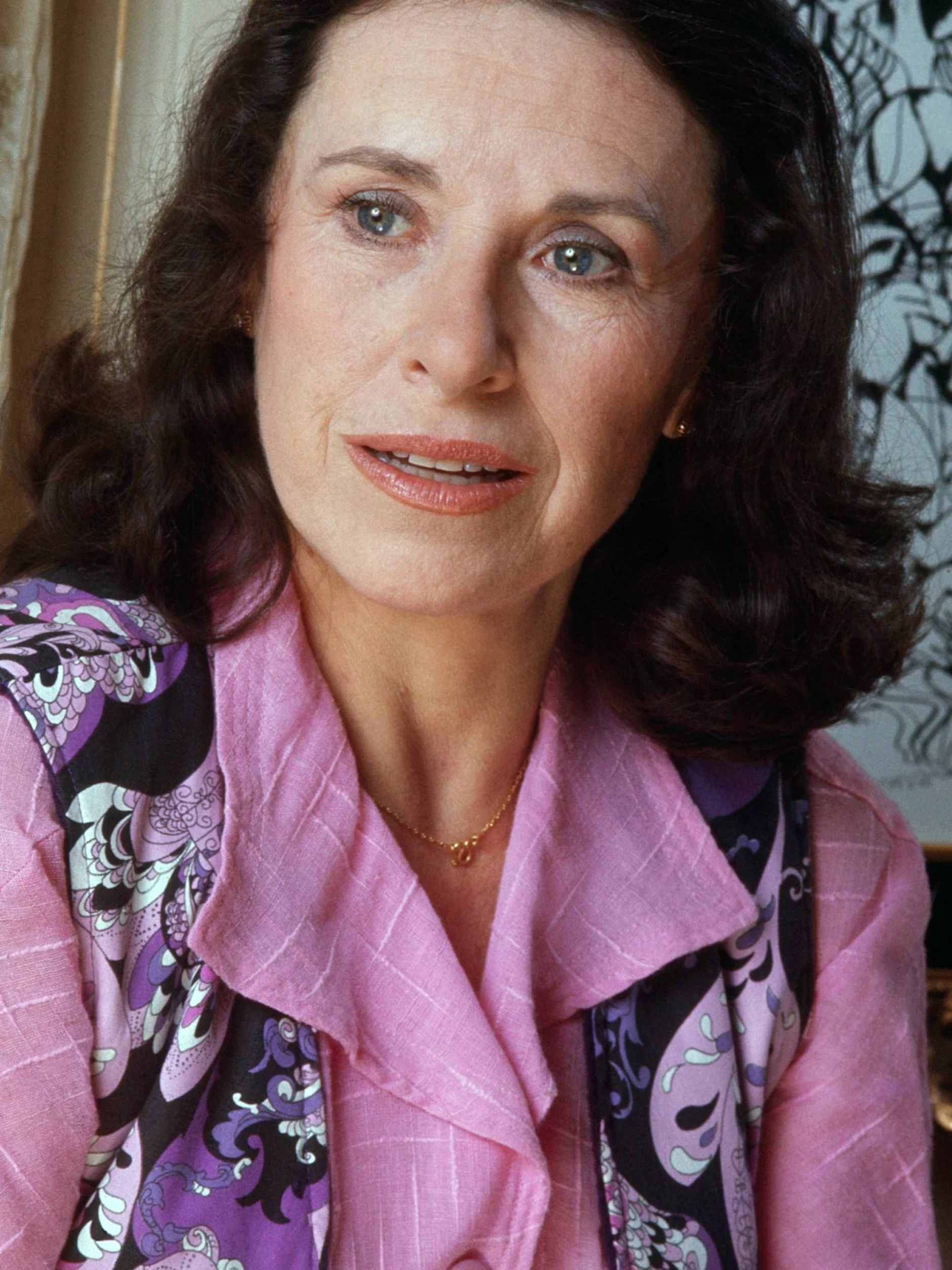 Schauspielerin Katherine Macgregor 1977, die als Ladenbesitzerin Harriet Oleson berühmt wurde.