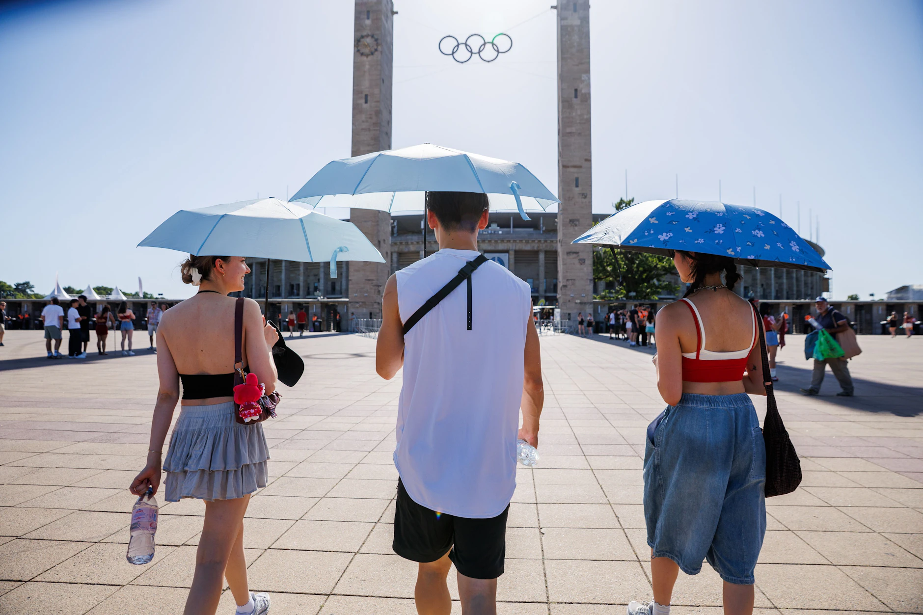 In der kommenden Woche werden sich auch in Berlin viele wieder nach Schatten sehnen, denn es gibt reichlich Sonne und Hitze.