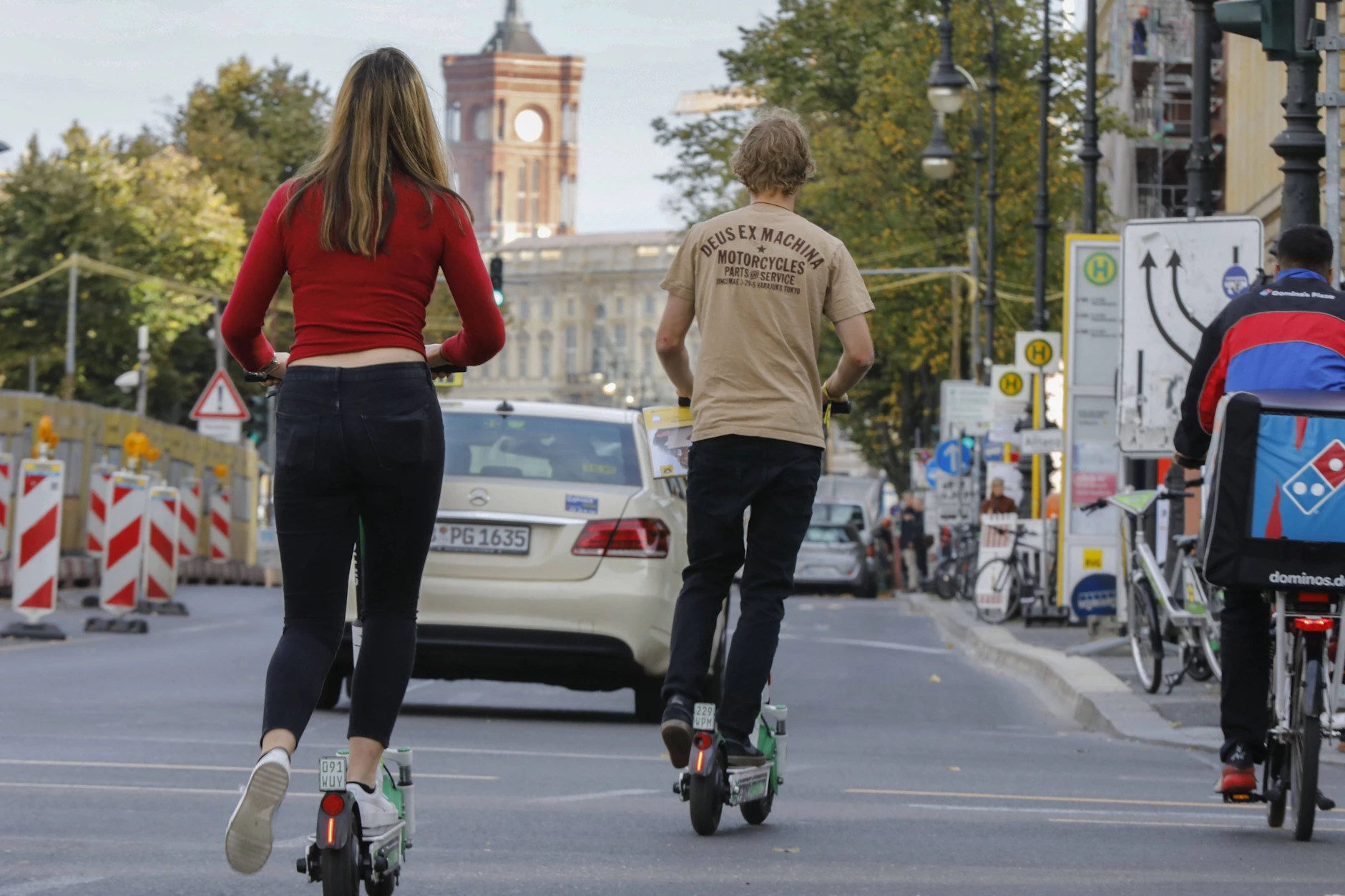 Fahrer und Halter haften bei Unfällen mit E-Scootern
