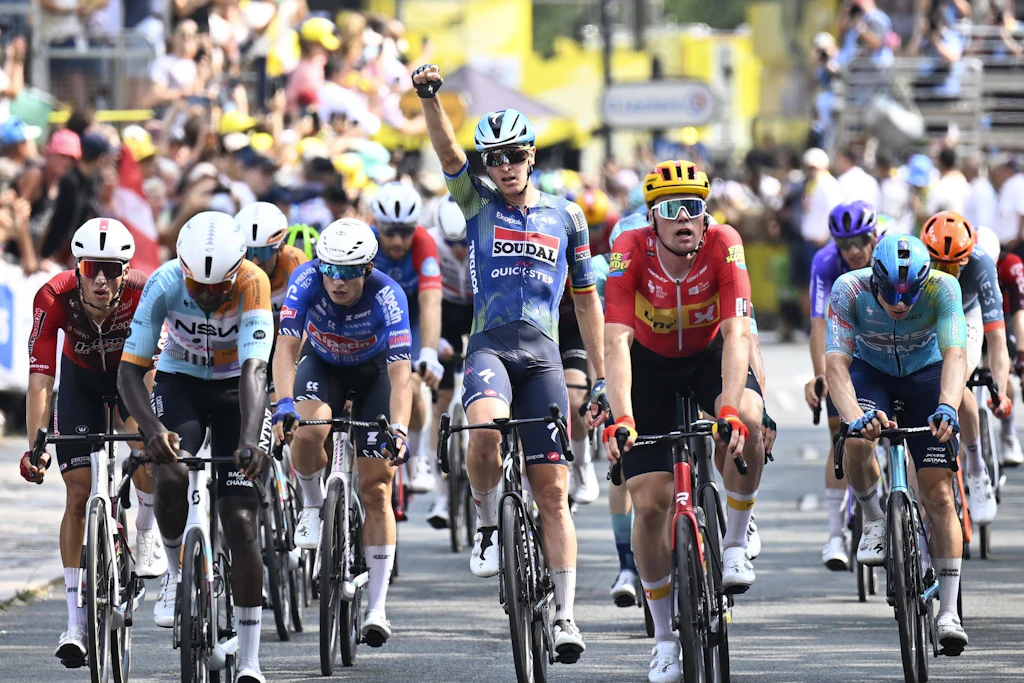 Starker Schlusssprint: Max Kanter (r.) wird in Bordeaux trotz schwieriger Ausgangslage Vierter.