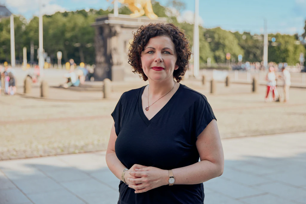 Amira Mohamed Ali in Dresden: Die Co-Vorsitzende des BSW greift die Bundesregierung scharf an.