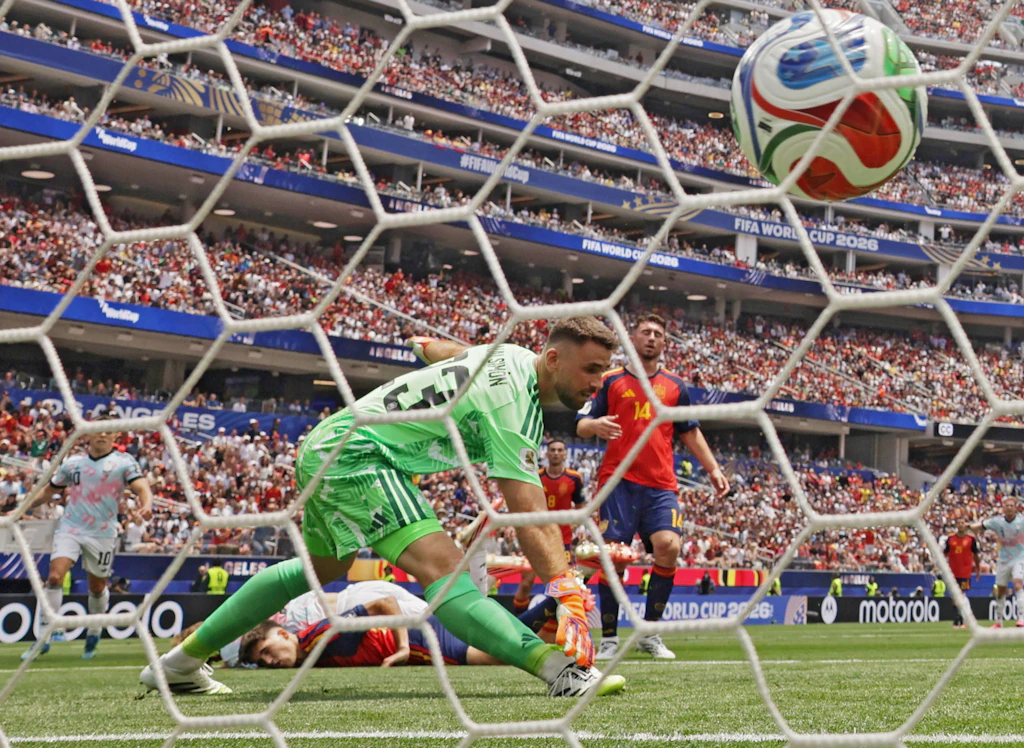 Fifa-Aktion sorgt für Kritik: Warum Fans jetzt hunderte Euro für Rasen zahlen