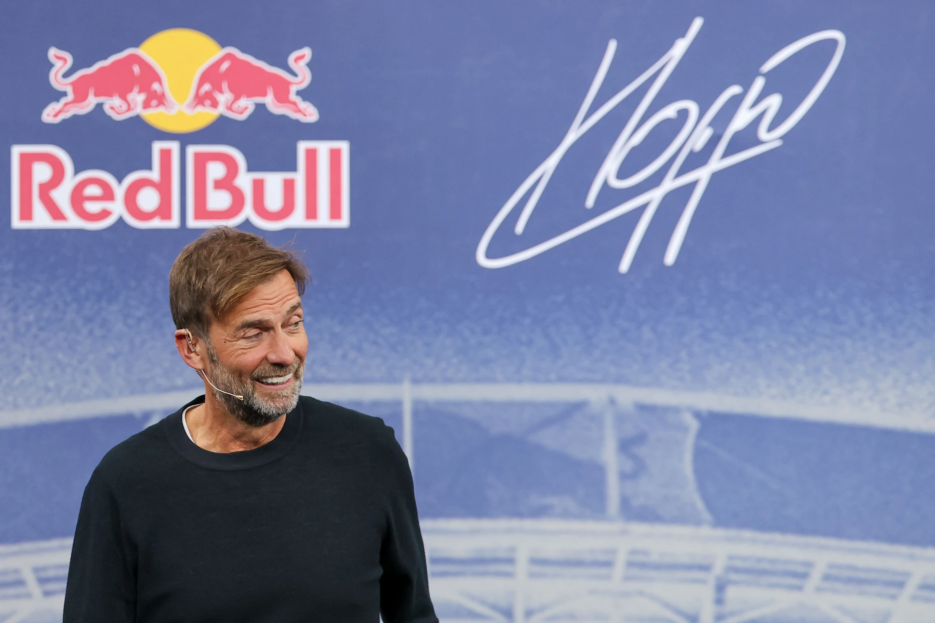 Jürgen Klopp war vor seinem Engagement beim DFB „sogenannter „Head of Global Soccer“ beim Brause-Giganten Red Bull.