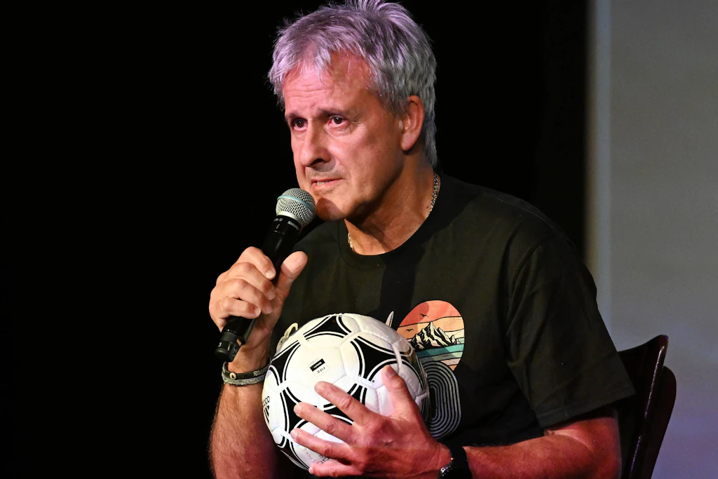 Pierre Littbarski: Der Weltmeister von 1990 kritisierte unter anderem, dass Julian Nagelsmann zu wenig Präsenz zeigte.