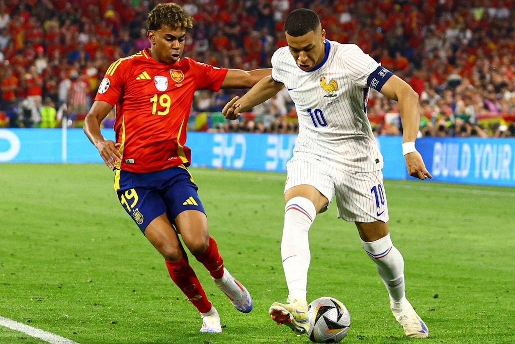 Duell der Fußball-Giganten: Lamine Yamal und Spanien treffen auf Kylian Mbappé und Frankreich.