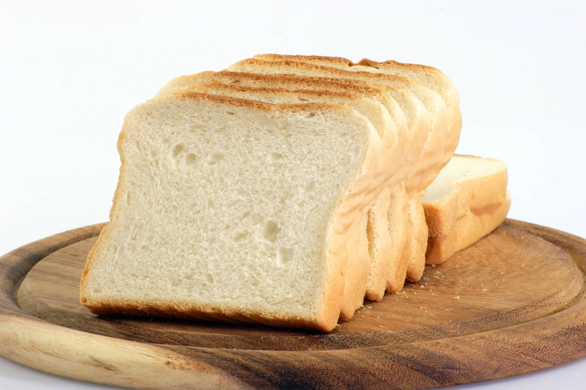 Toastbrot ist anfälliger für Schimmel als andere Brotsorten. Vor allem bei hohen Sommertemperaturen.