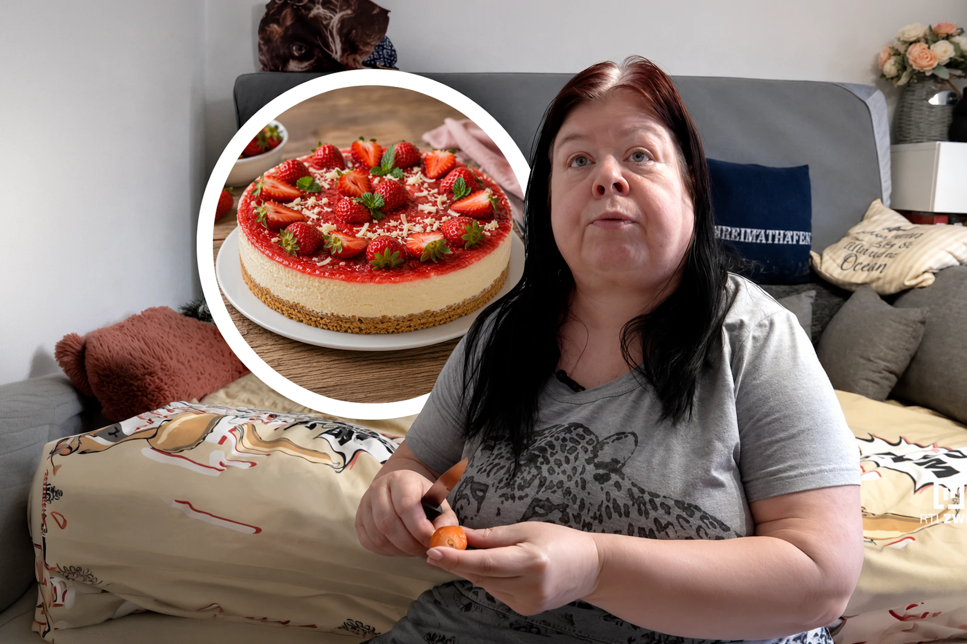 Pamela backt bei „Hartz und herzlich“ einen Erdbeer-Käsekuchen. Wir haben ein Rezept für Sie, mit dem Sie einen sehr ähnlichen Kuchen zubereiten können.