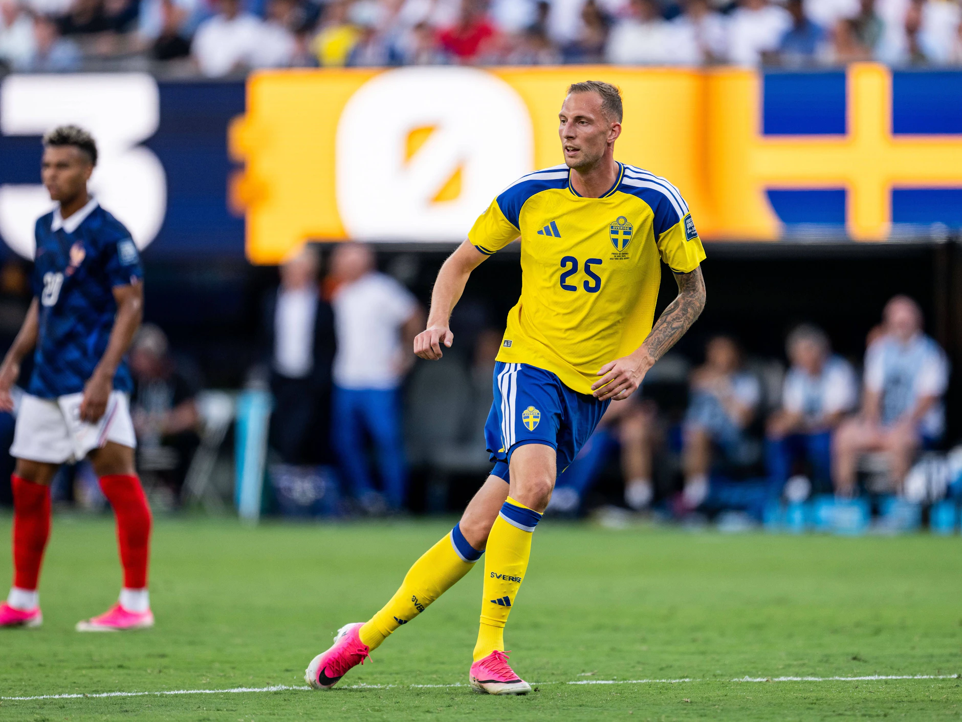 Stürmer Gustaf Nilsson spielte für Schweden bei der WM. Sein Klub FC Brügge möchte ihn ausleihen. Schnappt sich Hertha BSC den Wikinger?