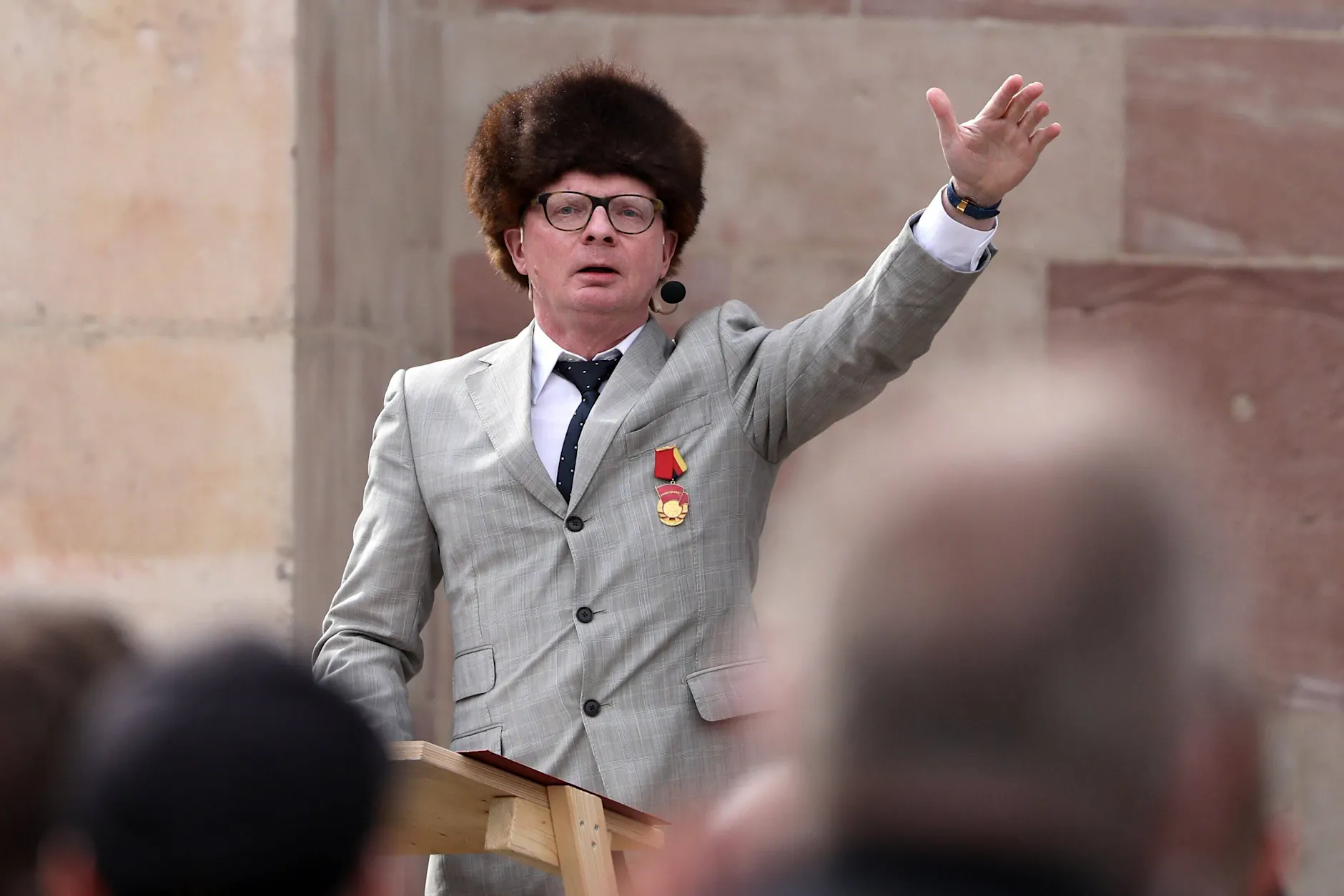 Honecker-Imitator Uwe Steimle: Ermittlungen nach Aussagen über Merkel und Merz!