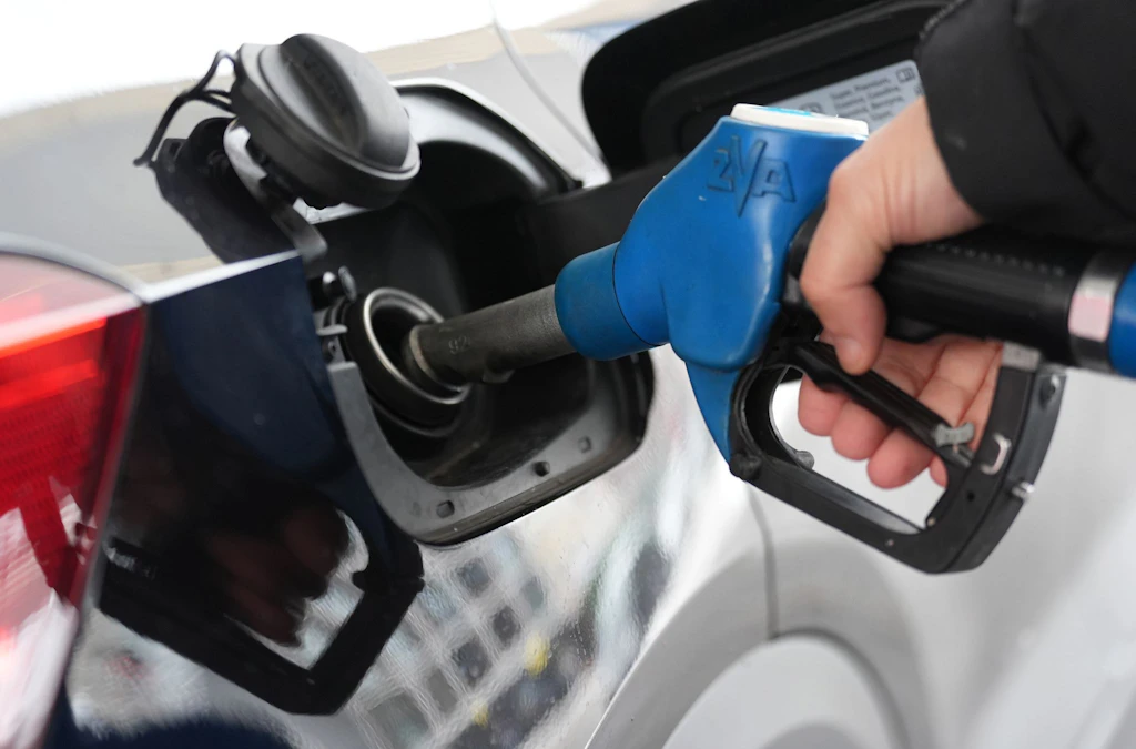 Spritpreise in Berlin: Nach 12 Uhr kostet der Liter rund 20 Cent mehr