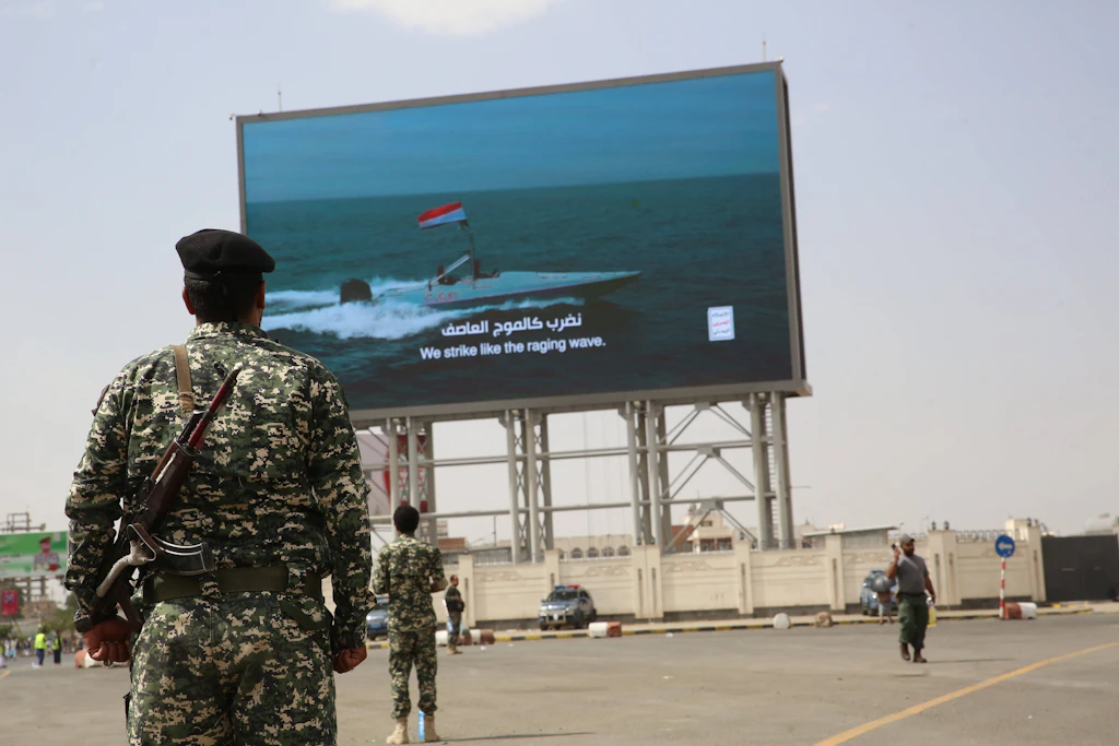 Iran soll Huthi auf Blockade im Roten Meer vorbereiten – Bericht