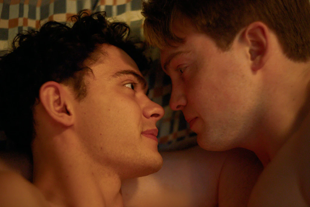 „Heartstopper Forever“, das Serienfinale als Film auf Netflix: Manche Wege enden in Berlin