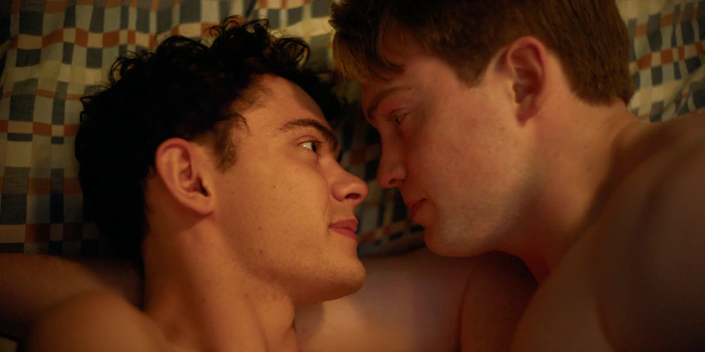 „Heartstopper Forever“, das Serienfinale als Film auf Netflix: Manche Wege enden in Berlin
