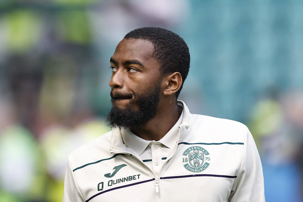 Der ehemalige Hertha-Profi Myziane Maolida hat schwere Zeiten hinter und vor sich. Nach einem Kreuzbandriss muss er sich einen neuen Verein suchen.