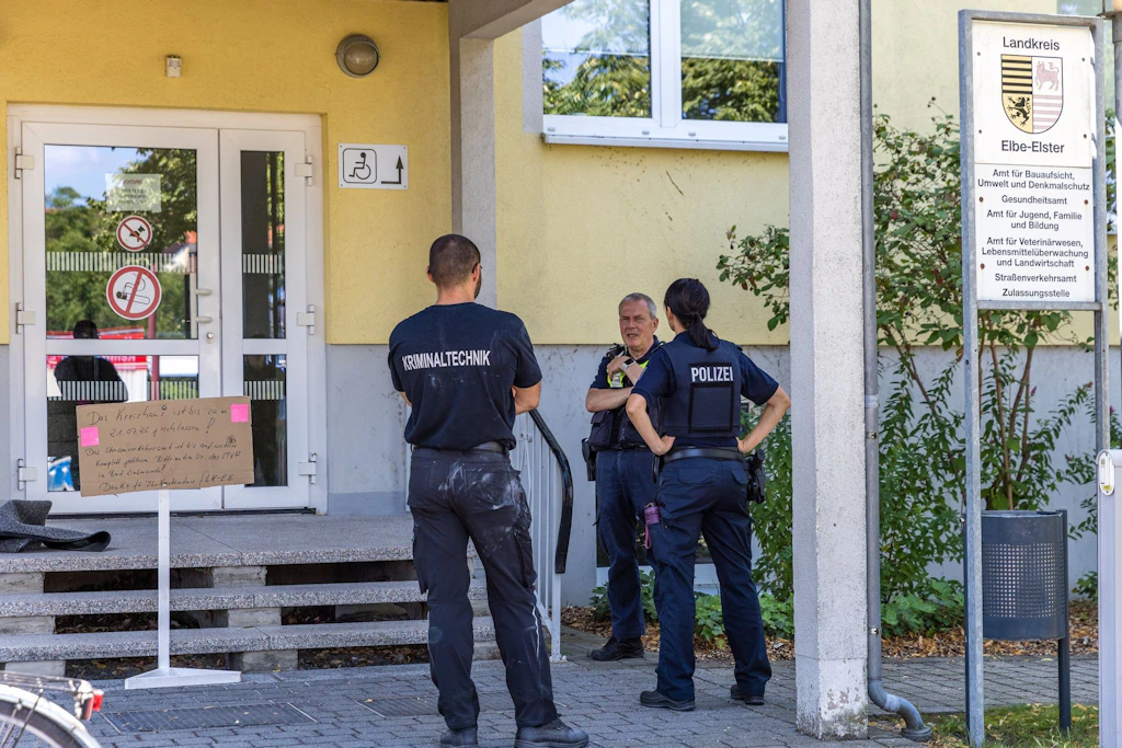 In einem Jugendamt der Kreisverwaltung kam es zu einem Angriff auf eine Mitarbeiterin.