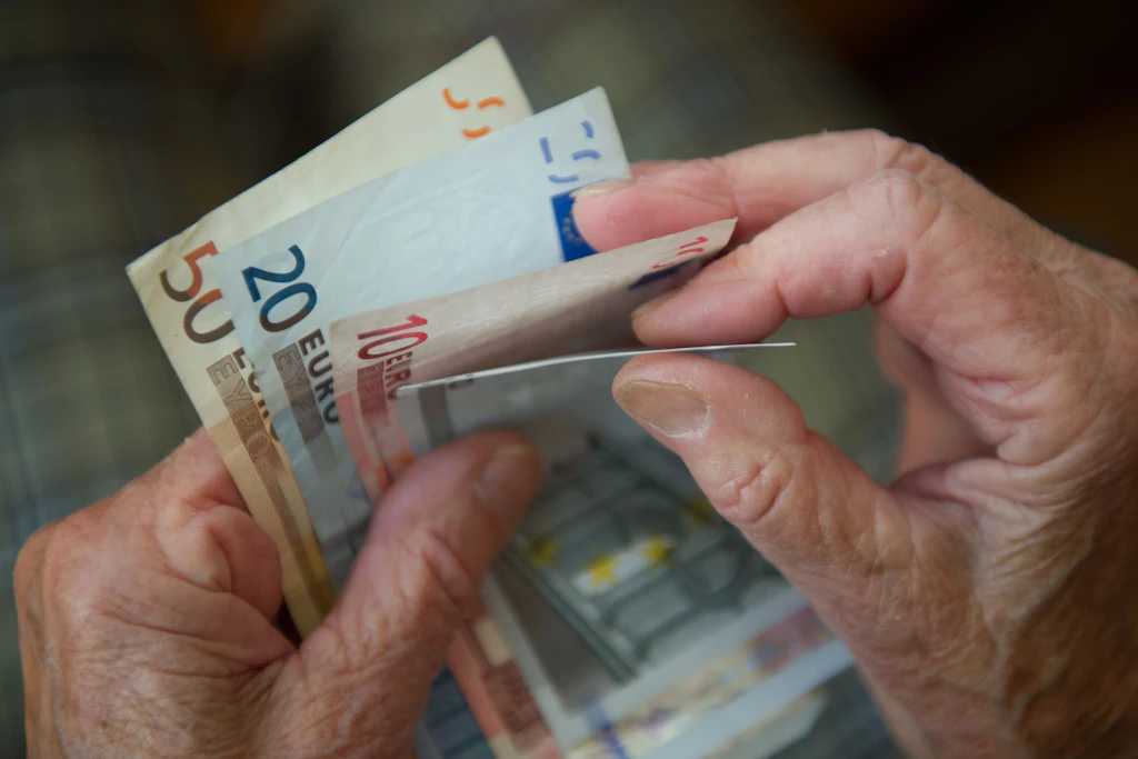 Die abschlagsfreie Rente nach 45 Beitragsjahren soll abgeschafft werden.