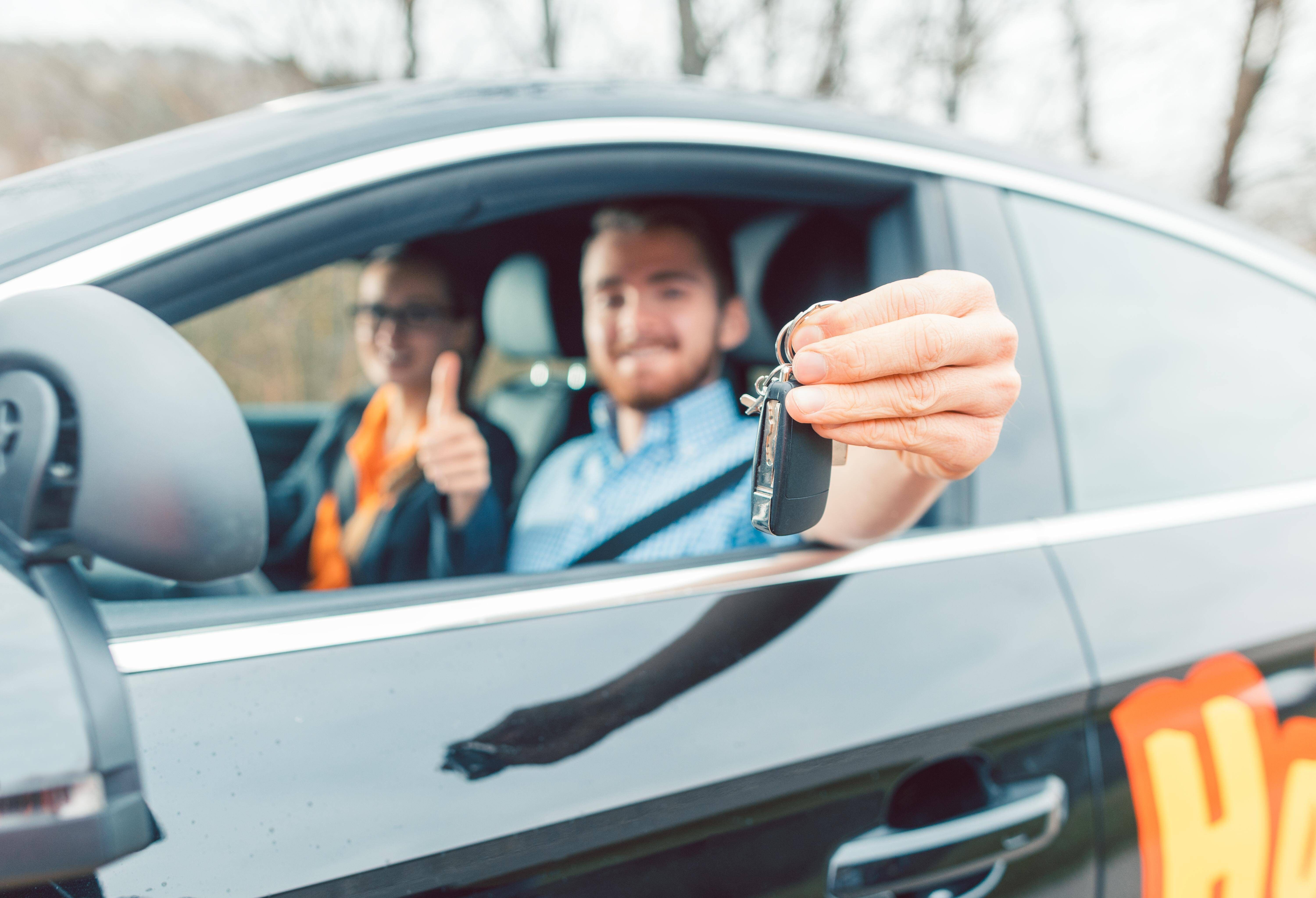 Auto bei Hitze kühlen: So funktioniert der Schlüssel-Trick