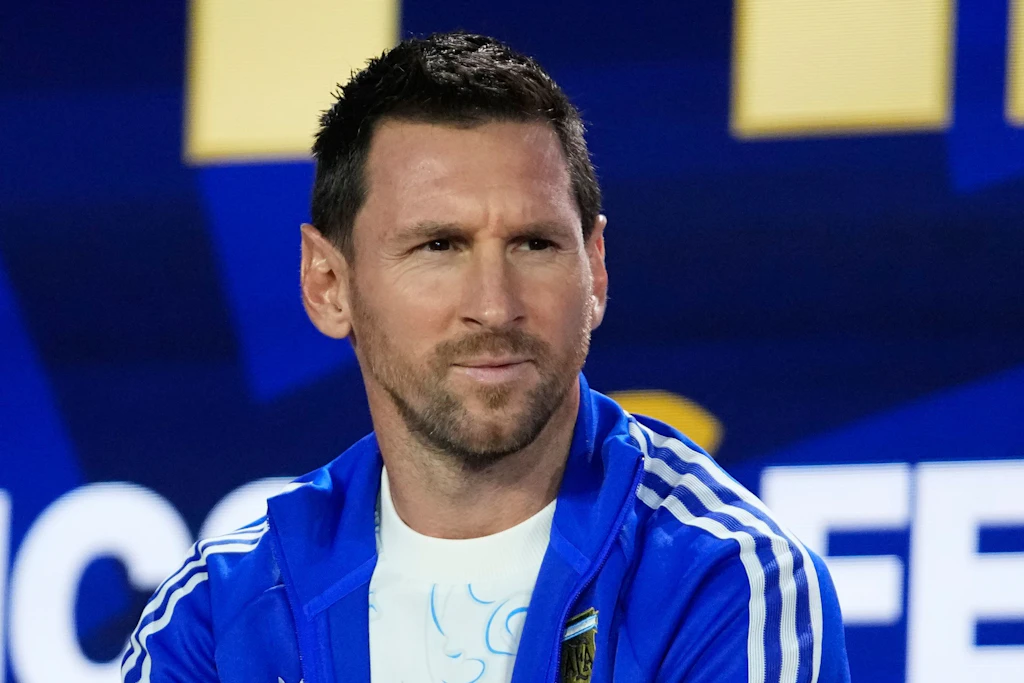 Nach WM-Finale: Spanier möchten Lionel Messi royale Auszeichnung entziehen