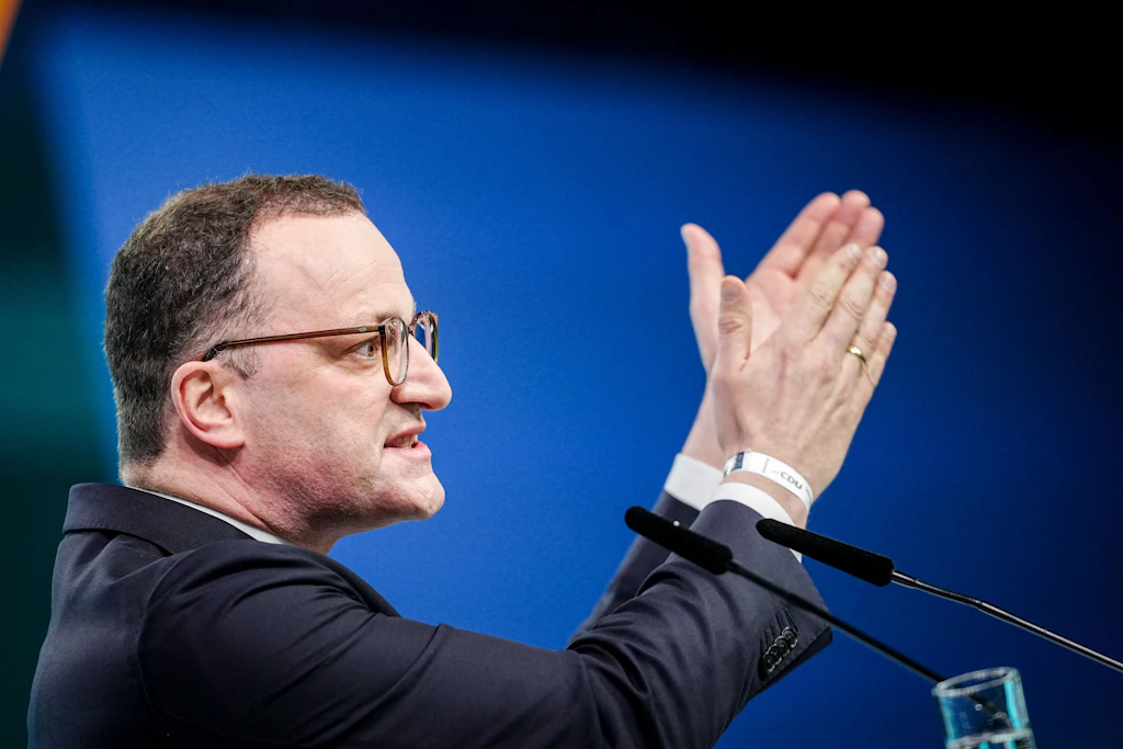 Jens Spahn, inzwischen Ex-Vorsitzender der Unions-Fraktion im Bundestag. Sahne.