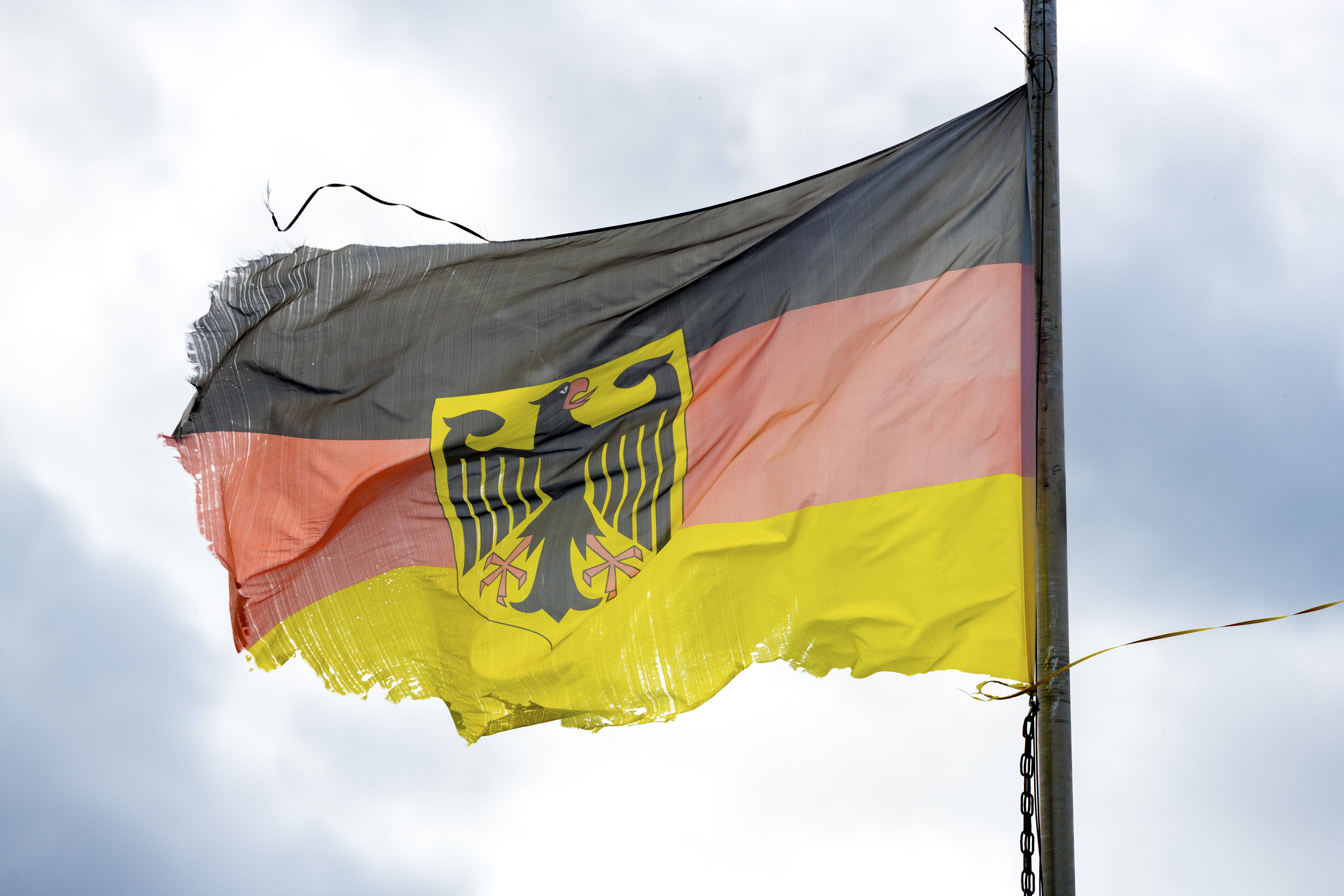 Schwarz-Rot-Gähn: Warum Deutschlands Fahne dringend ein Redesign braucht