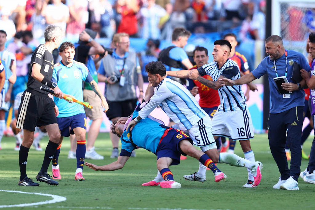 Argentinien rüpelt sich durch die WM: „Bitte nicht als Vorbild nehmen!“