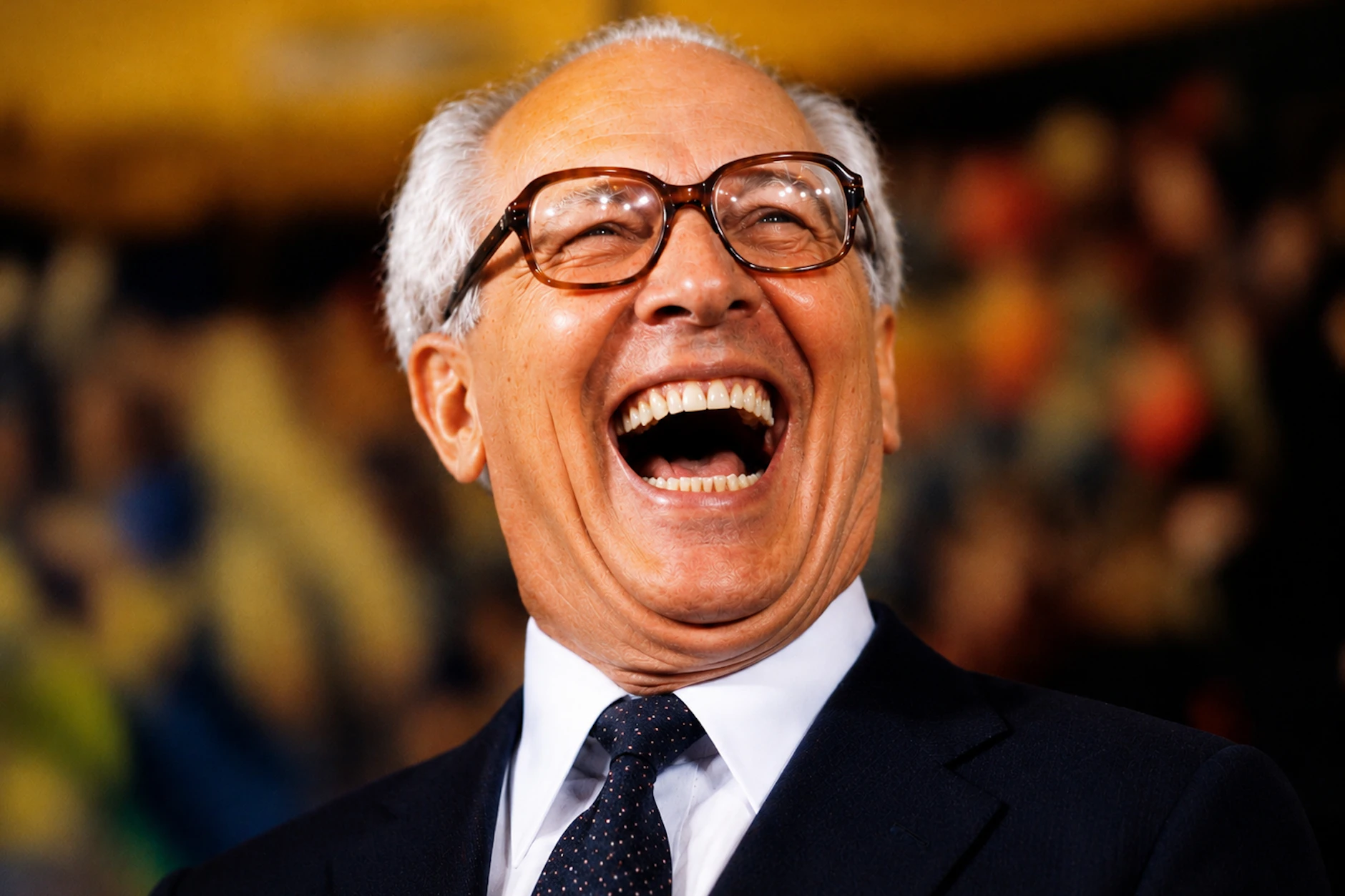 Diese Witze aus der DDR findet sogar Erich Honecker zum Brüllen. Zumindest auf unserer Fotomontage. Ob er zu DDR-Zeiten auch so begeistert von DDR-Witzen war, ist nicht überliefert.