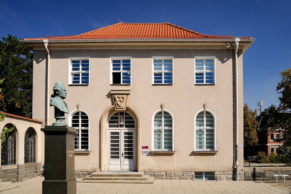 Im Lessing-Museum fanden Bauarbeiter eine Zeitkapsel aus der DDR.