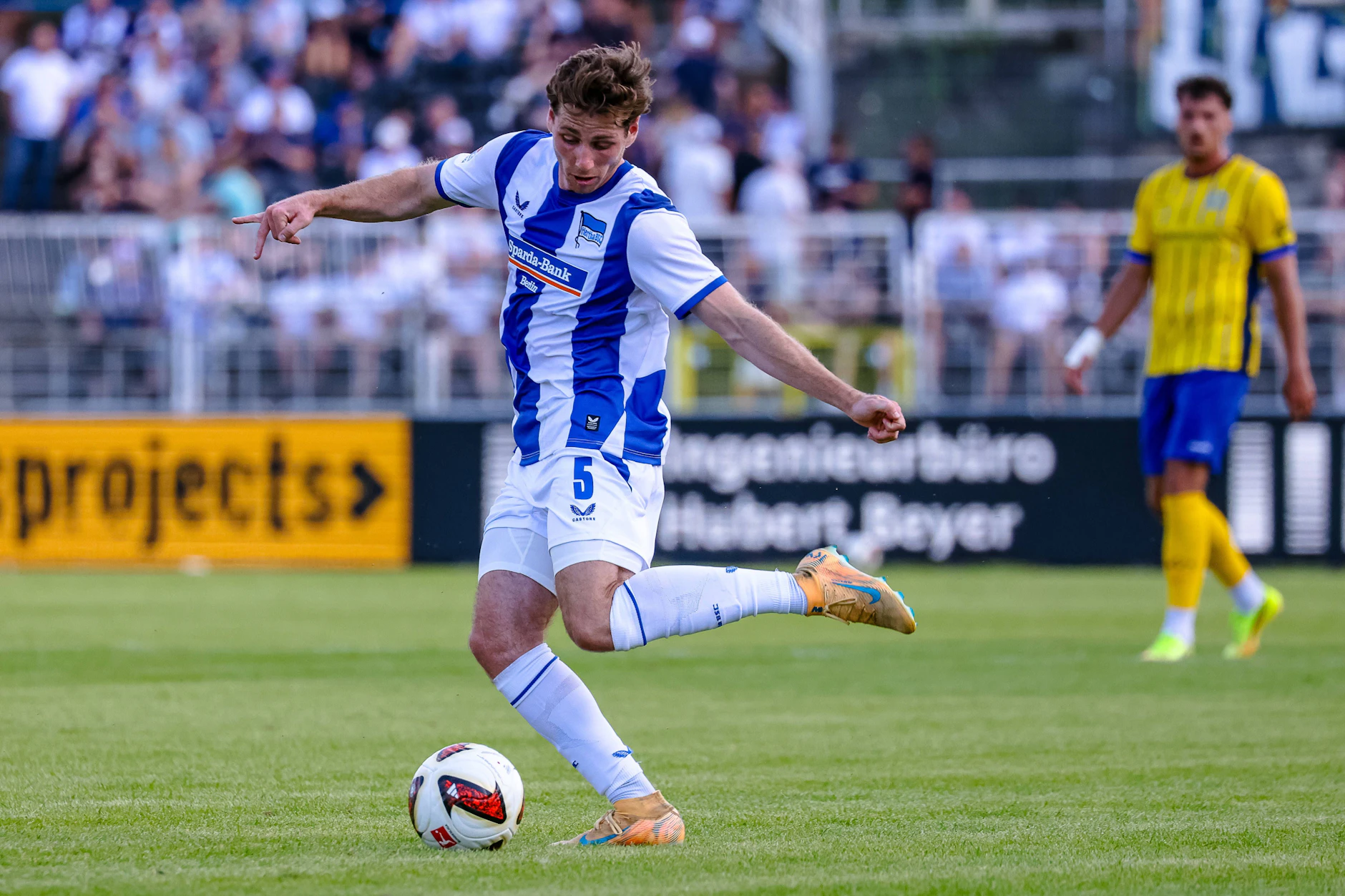Leon Jensen traf beim Testspiel von Hertha BSC gegen Südafrikas Rekordmeister Mamelodi Sundowns FC zum 1:0.