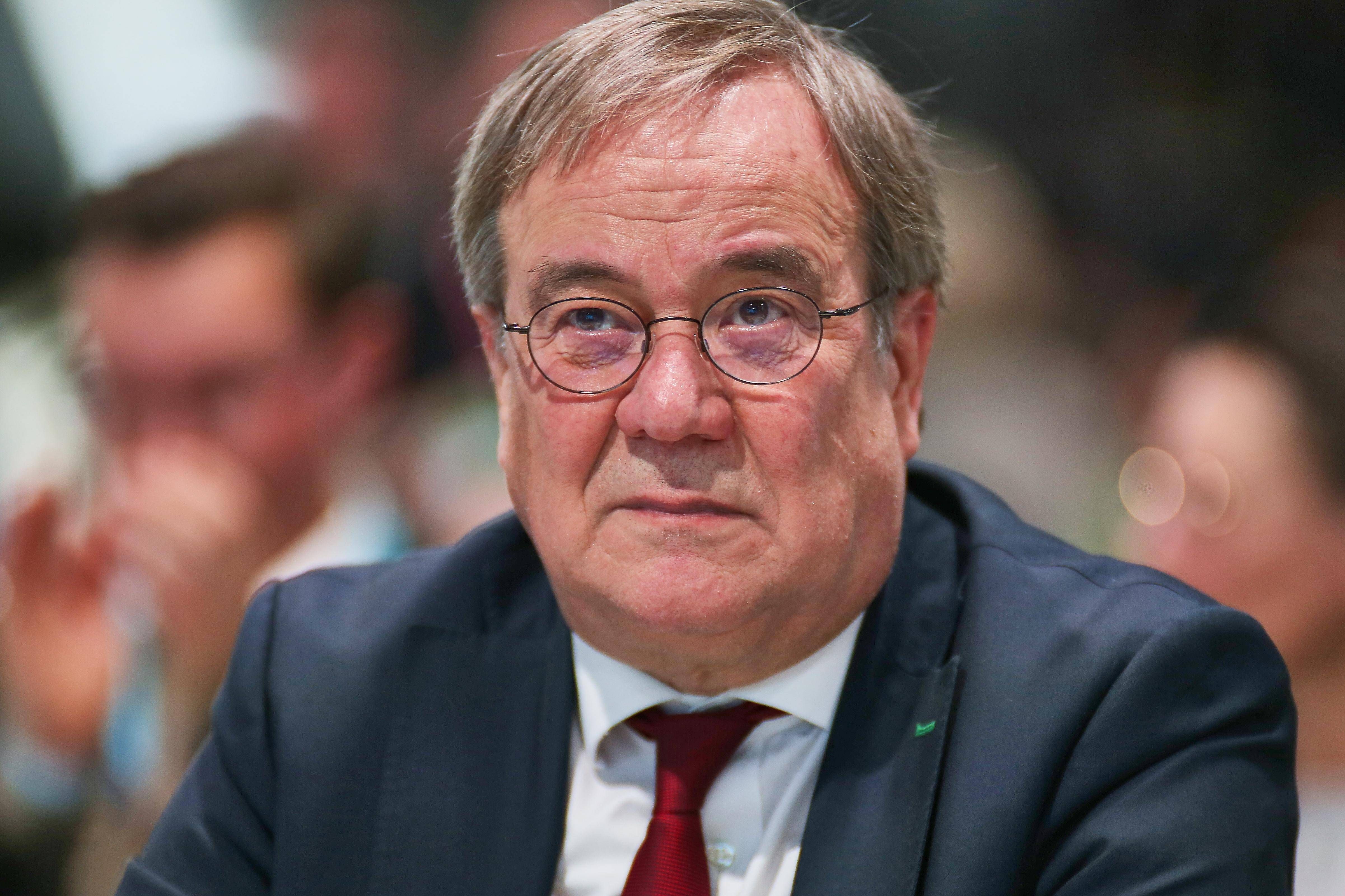 Laschet geht Brosius-Gersdorf in Leihmutter-Debatte scharf an: „Etwas Plumperes habe ich noch nicht gelesen“