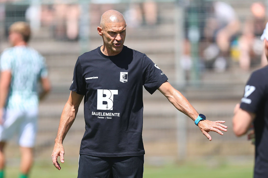 Alexander Schmidt schaffte mit Chemie Leipzig dank einer starken Rückrunde den Klassenerhalt.