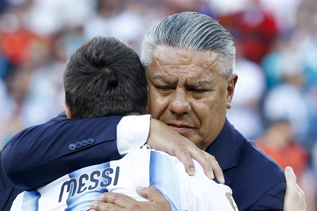 FBI-Zugriff gegen Präsident Tapia am JFK? Argentiniens Fußballverband dementiert heftig