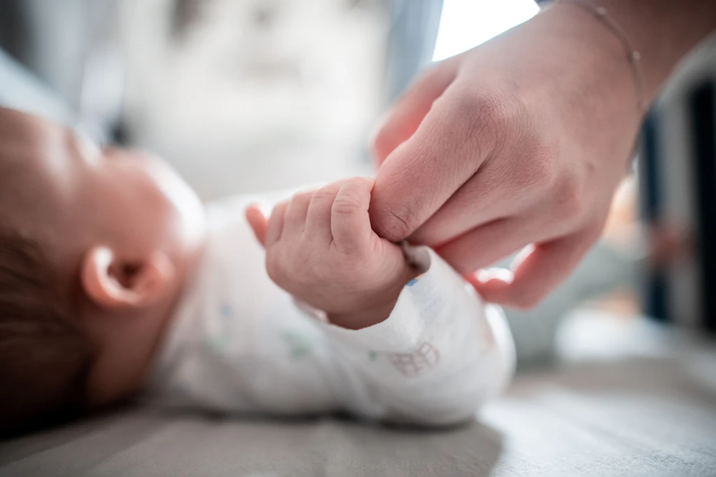 Zwischen Leihmutterschaft und Abstammungsrecht: Der nächste Streit um das Familienrecht