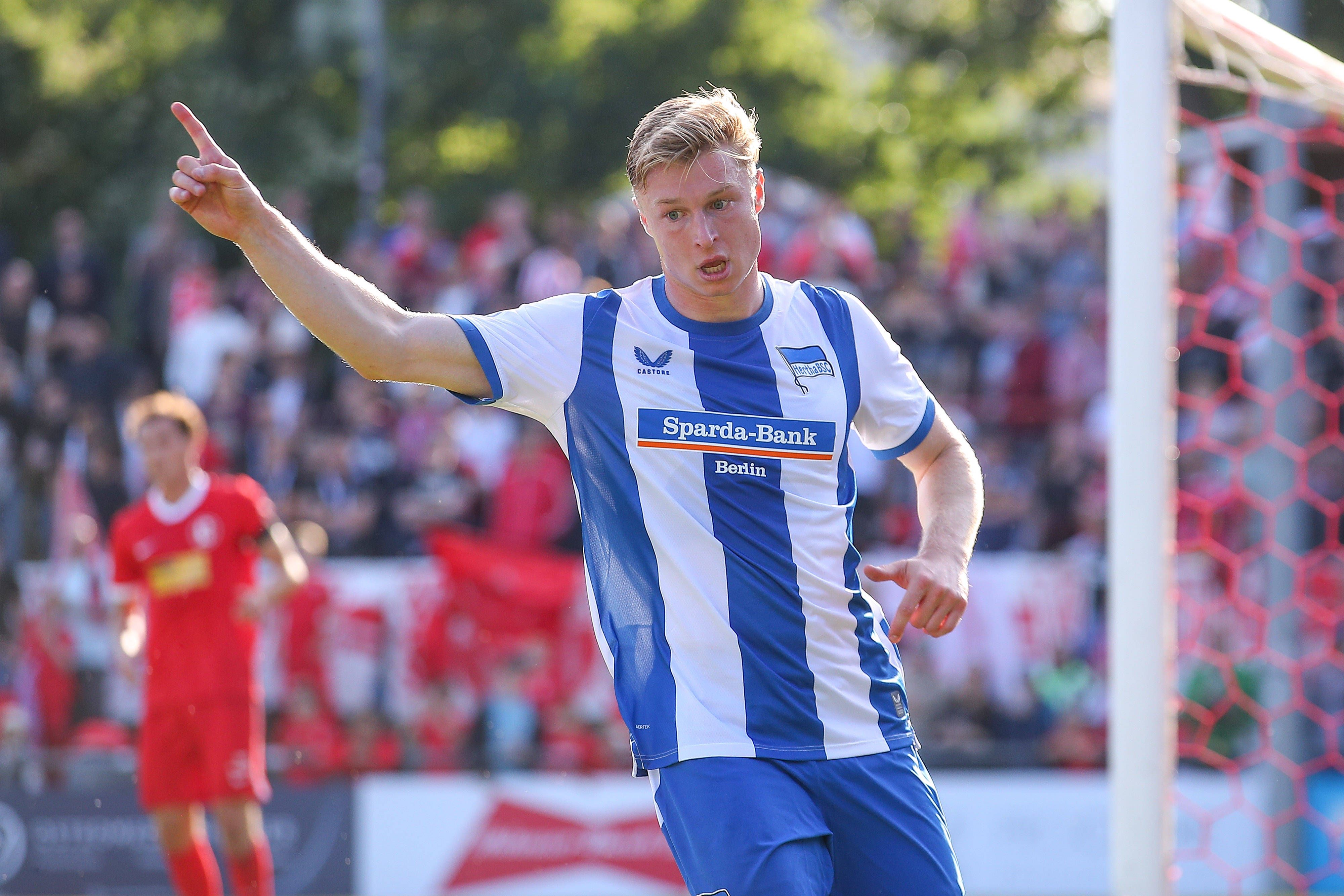 Eitschberger über seine neue Hertha-Rolle - vom Jungstar zum Vorbild