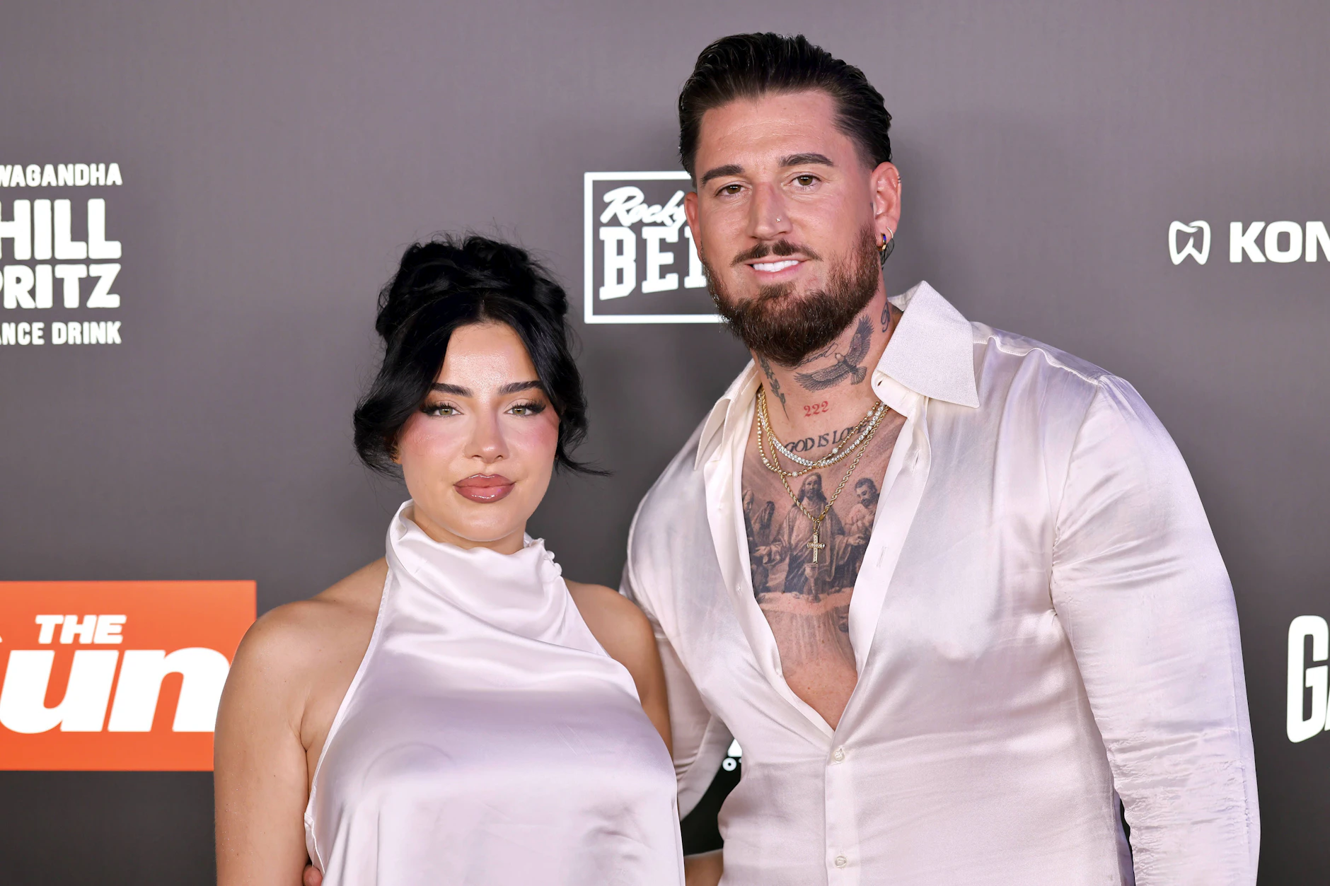 Leyla und Mike sind seit zwei Jahren ein Paar. Vergangenes Jahr heirateten sie in Italien.