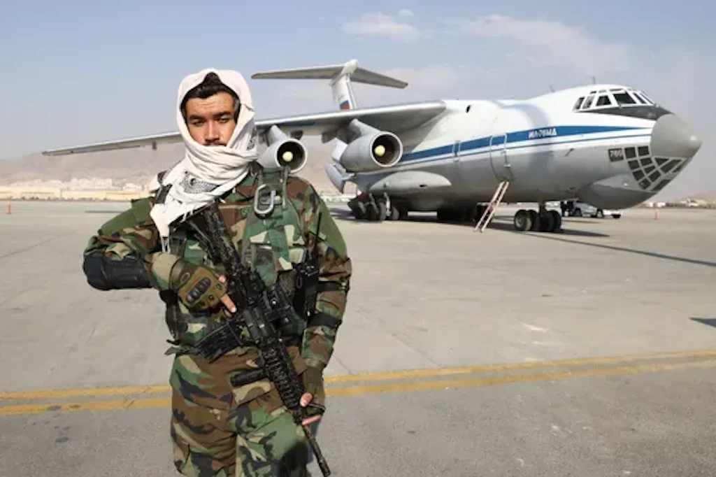 Der Rückzug des Westens hat ein Machtvakuum geschaffen. Nun formen neue Mächte die Zukunft Afghanistans.