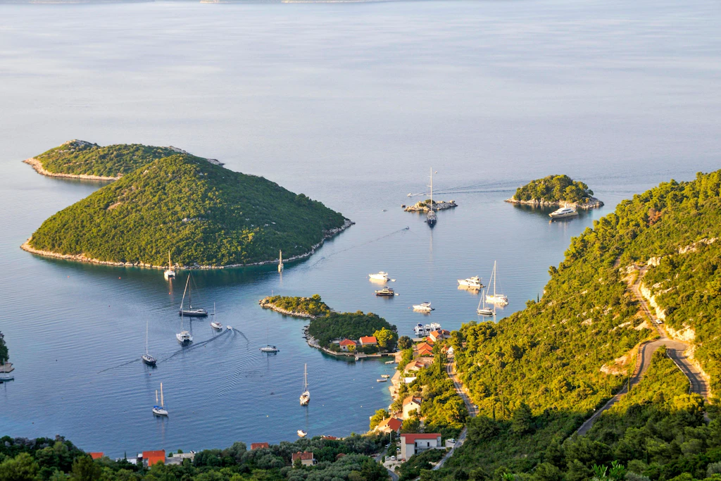 Vor der kroatischen Insel Mljet haben Archäologen aus einem byzantinischen Schiffswrack einen außergewöhnlichen Goldfund geborgen.