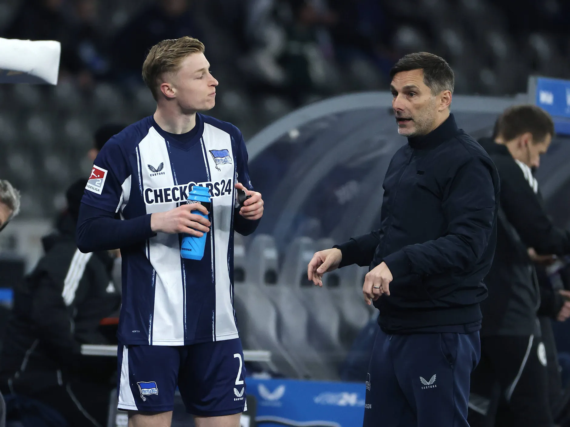 Hertha-Trainer Stefan Leitl baut in der neuen Saison auf Julian Eitschberger.