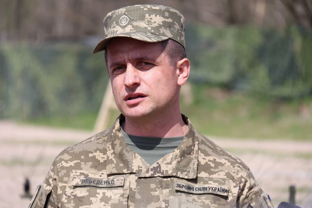 Der stellvertretende Oberbefehlshabers der ukrainischen Streitkräfte, Brigadegeneral Andrij Lebedenko, glaubt an einen baldigen Einsatz von Laserwaffen.
