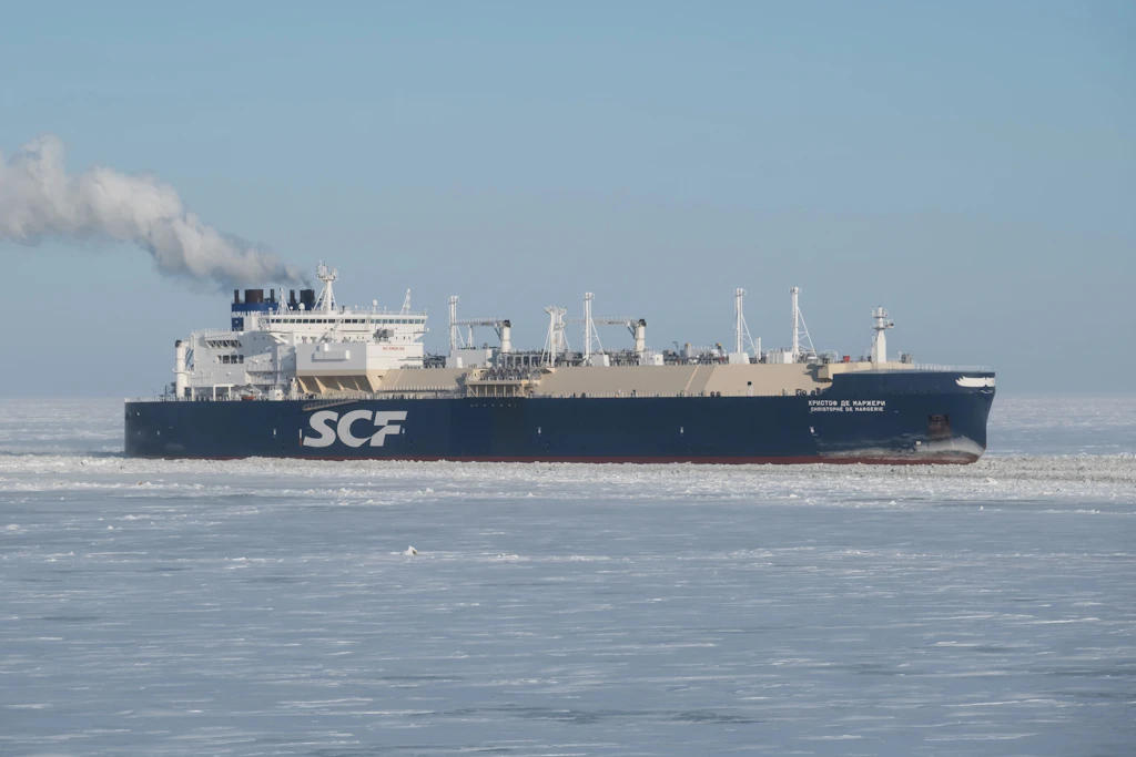 Russland ist für seine Transporte aus den Arktis-Anlagen Yamal LNG und Arctic LNG 2 auf sogenannte Arc7-Eisbrecher-Tanker angewiesen.