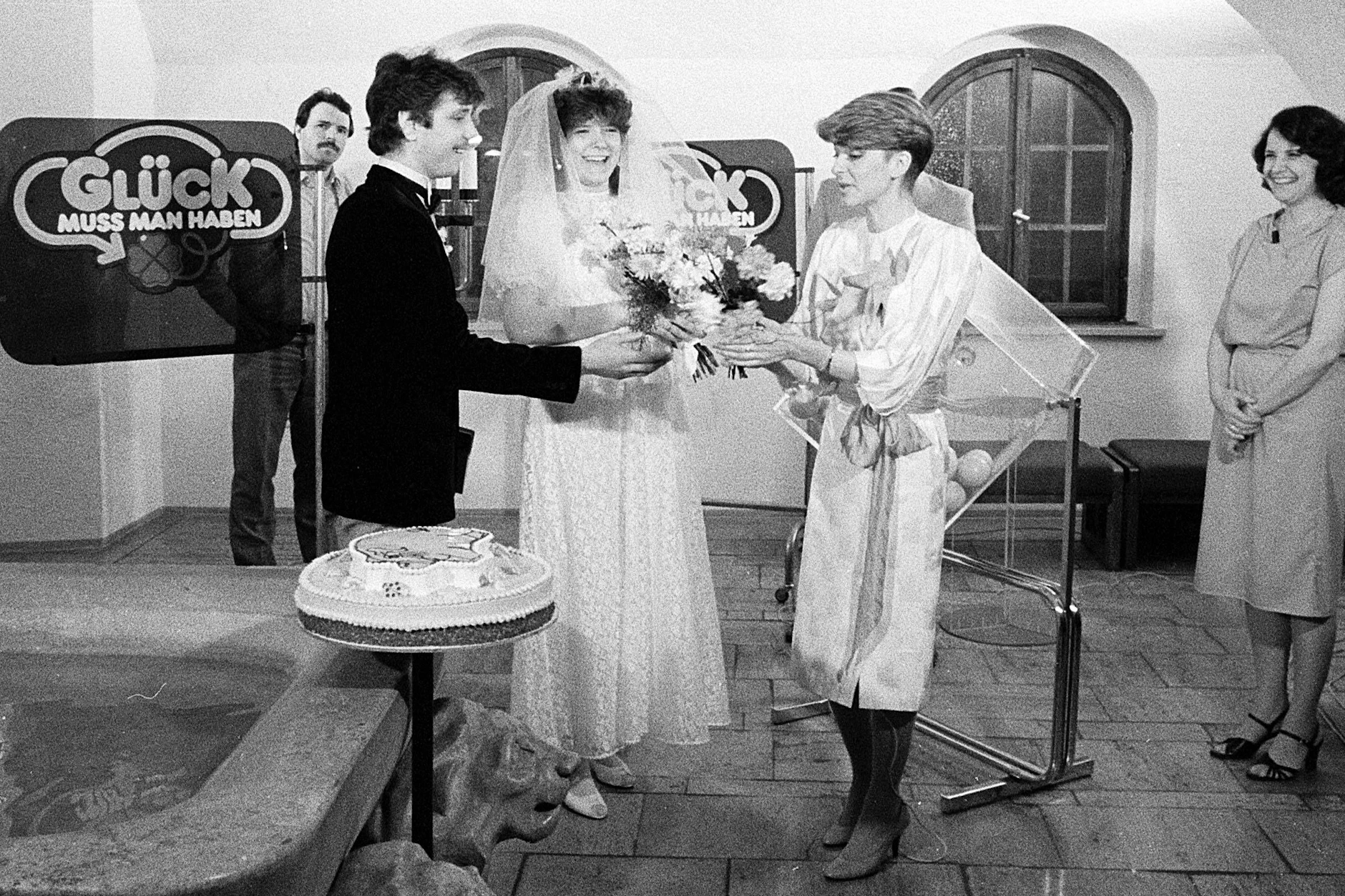 Ihr großer Einsatz als Glücksfee: Carmen Nebel war Außenreporterin der DDR-TV-Show „Glück muss man haben“.
