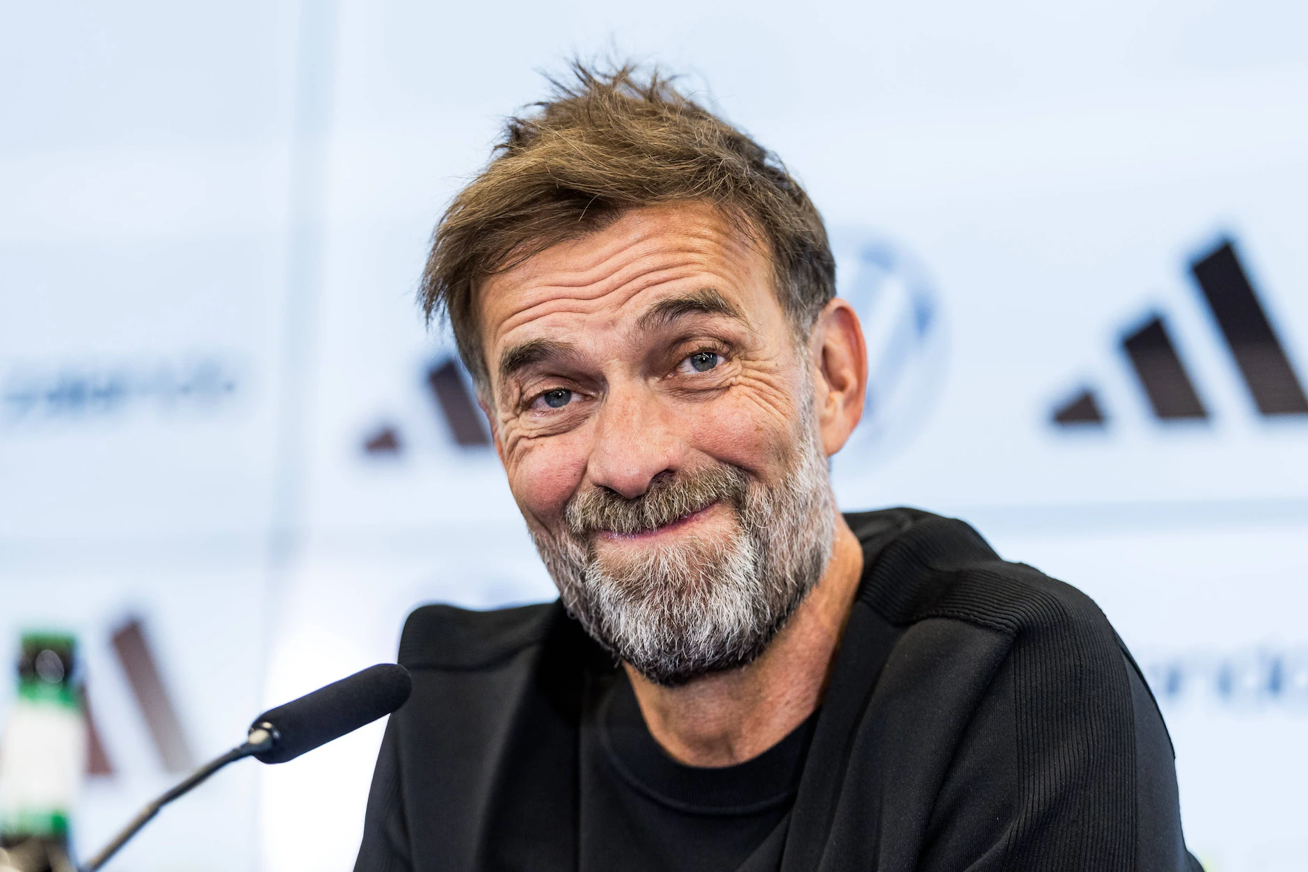 Jürgen Klopp will als Bundestrainer Deutschland ein Lächeln zurückgegeben.