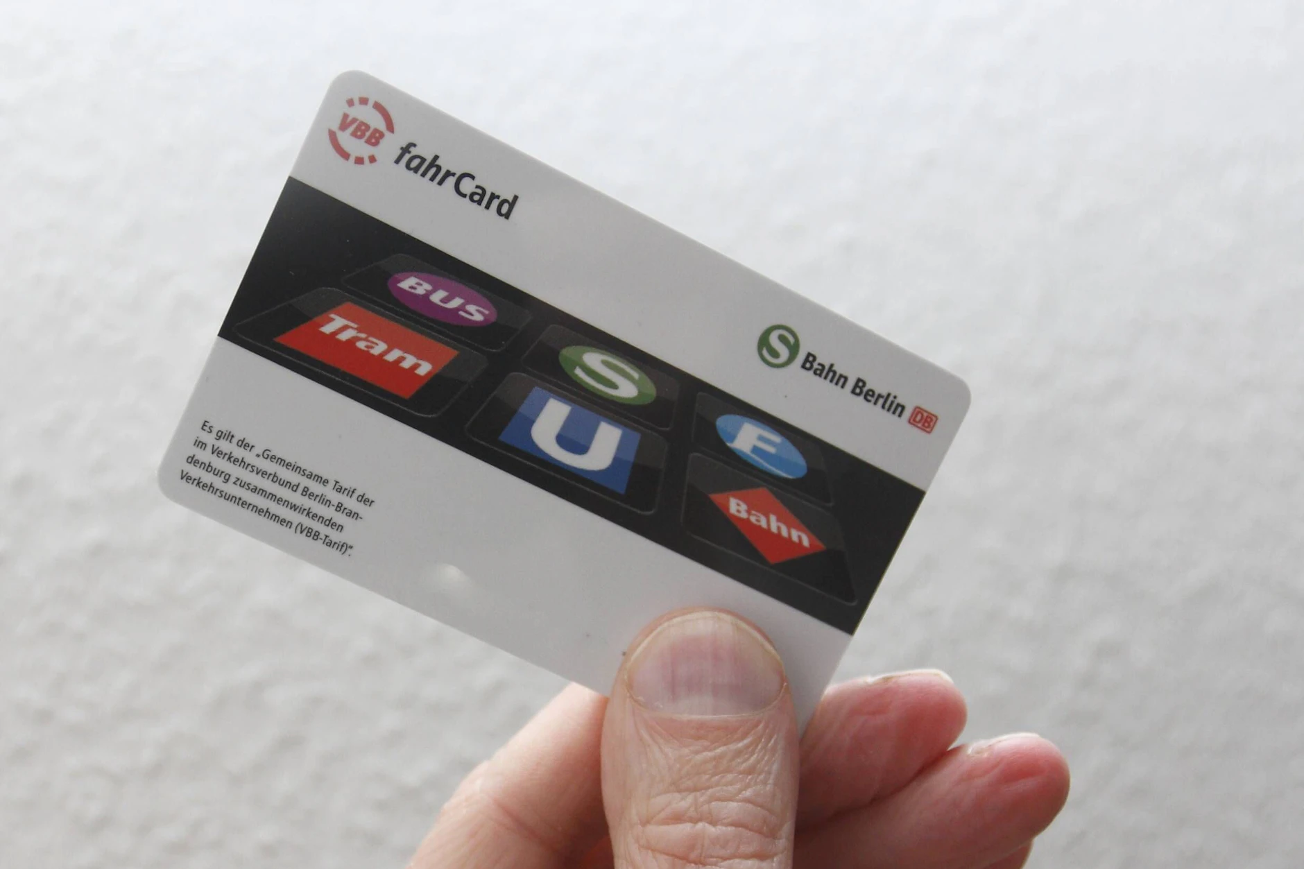 Die Umweltkarte als Chipkarte. Sie ist nicht personengebunden, kann daher auch weitergegeben werden.